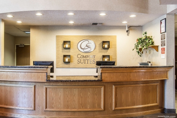 Hotel Comfort Suites (Clackamas)